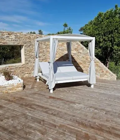 Magnifique Au Coeur De La Garrigue 尼姆